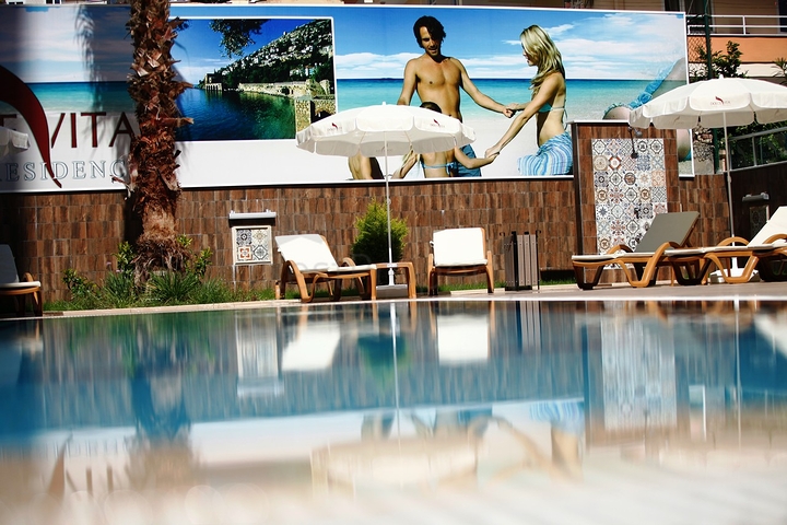 شقق فاخرة من قبل شركة البناء في منطقة محمودلار – ألانيا