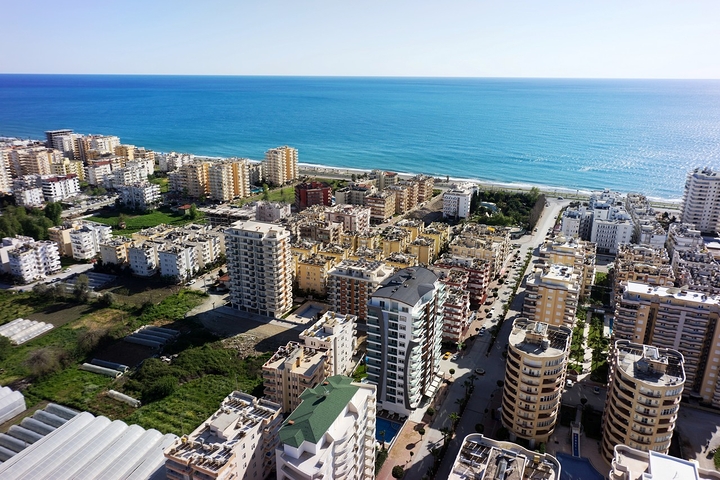 شقق فاخرة من قبل شركة البناء في منطقة محمودلار – ألانيا