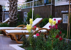 شقق فاخرة من قبل شركة البناء في منطقة محمودلار – ألانيا