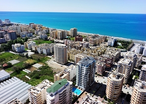 شقق فاخرة من قبل شركة البناء في منطقة محمودلار – ألانيا