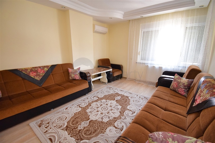 شقة دوبلكس 6 + 2 في وسط مدينة أنطاليا 