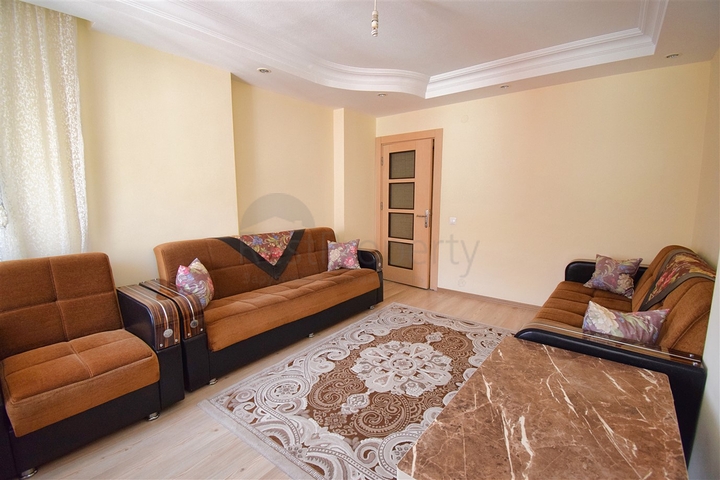 شقة دوبلكس 6 + 2 في وسط مدينة أنطاليا 