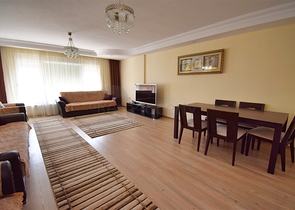 شقة دوبلكس 6 + 2 في وسط مدينة أنطاليا 