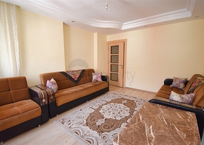 شقة دوبلكس 6 + 2 في وسط مدينة أنطاليا 