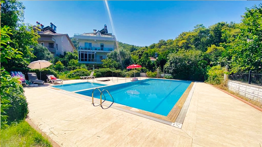 شقة دوبلكس 2 + 1 في كيمير - منطقة أنطاليا 