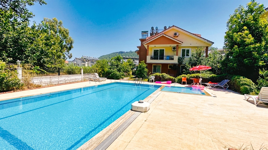 شقة دوبلكس 2 + 1 في كيمير - منطقة أنطاليا 