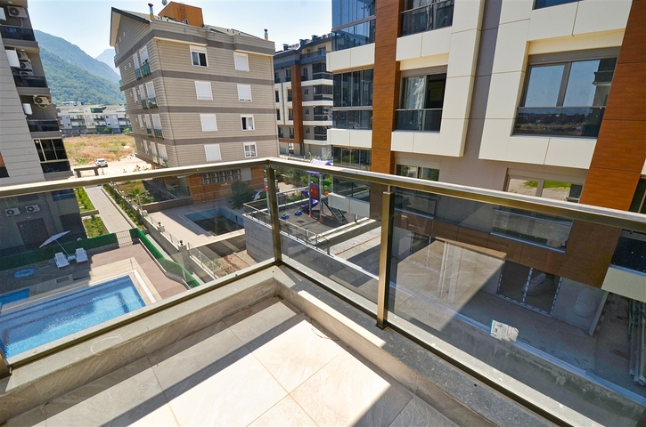 شقق 1+1 في ساريسو - حي أنطاليا 