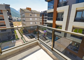 شقق 1+1 في ساريسو - حي أنطاليا 