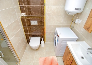 شقة 1+1 في ساريسو-حي أنطاليا 