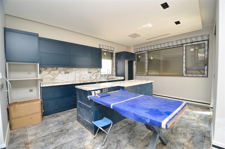 فلل 4 + 1 في دوشيميالتي-منطقة أنطاليا 