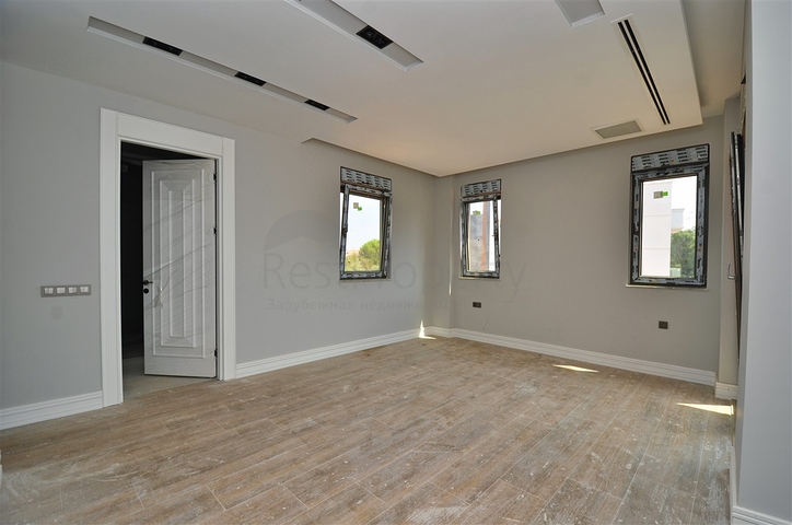 فلل 4 + 1 في دوشيميالتي-منطقة أنطاليا 