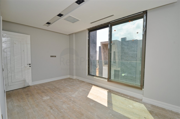 فلل 4 + 1 في دوشيميالتي-منطقة أنطاليا 