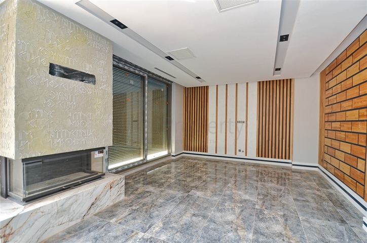 فلل 4 + 1 في دوشيميالتي-منطقة أنطاليا 