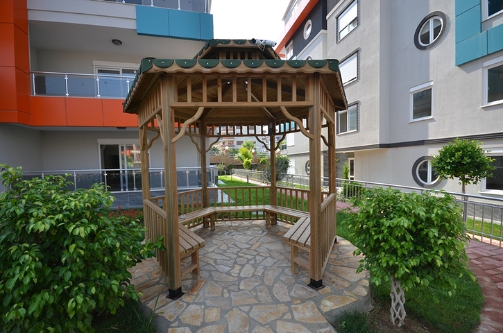 شقق فاخرة في مجمع سكني رائع في منطقة كاستل – ألانيا 