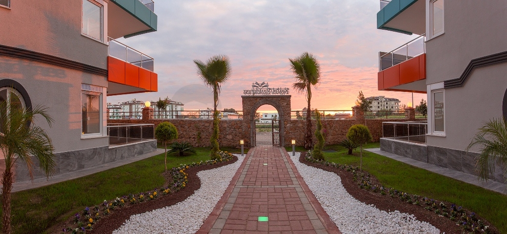 شقق فاخرة في مجمع سكني رائع في منطقة كاستل – ألانيا 