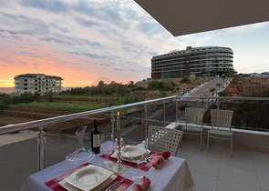 شقق فاخرة في مجمع سكني رائع في منطقة كاستل – ألانيا 