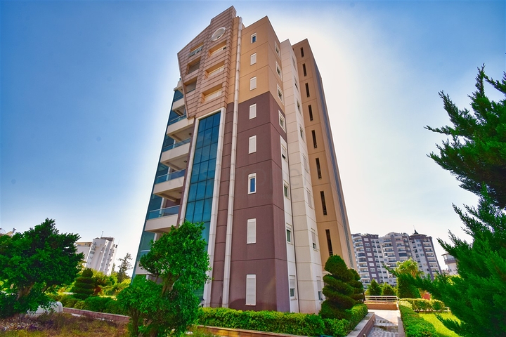 شقة 1+1 في منطقة كوشكافاجي السكنية-أنطاليا 