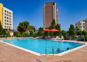 شقة 1+1 في منطقة كوشكافاجي السكنية-أنطاليا 