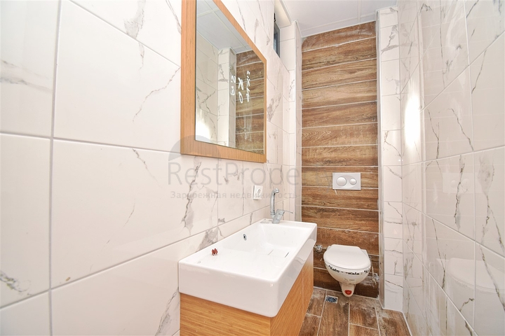 فيلا 3+2 في جيكبير-حي أنطاليا 