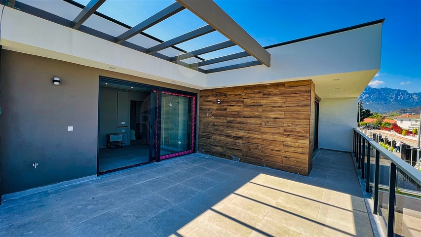 فيلا رائعة 4 + 1 في كيمير-منطقة أنطاليا 