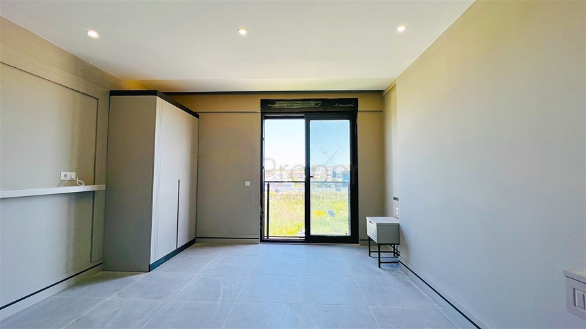 فيلا رائعة 4 + 1 في كيمير-منطقة أنطاليا 