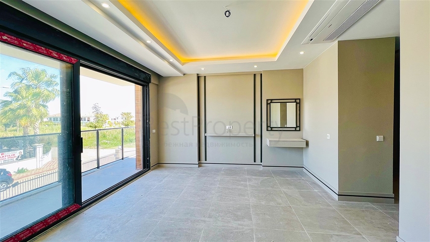 فيلا رائعة 4 + 1 في كيمير-منطقة أنطاليا 