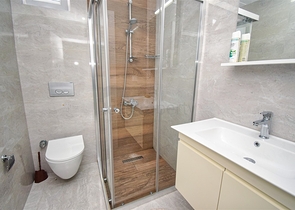 شقة دوبلكس 3+2 في حي البرسيمون-أنطاليا 