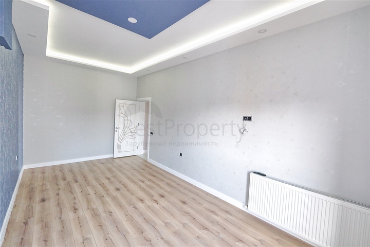 شقة دوبلكس 4 + 1 في وسط مدينة أنطاليا 