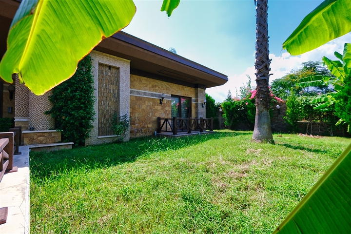 فيلا 5+1 في كيمير-منطقة أنطاليا 