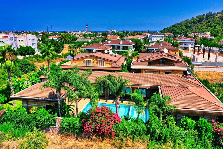 فيلا 5+1 في كيمير-منطقة أنطاليا 