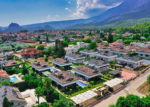  تاون هاوس 3 + 1 في كيمير - منطقة أنطاليا 