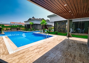  تاون هاوس 3 + 1 في كيمير - منطقة أنطاليا 