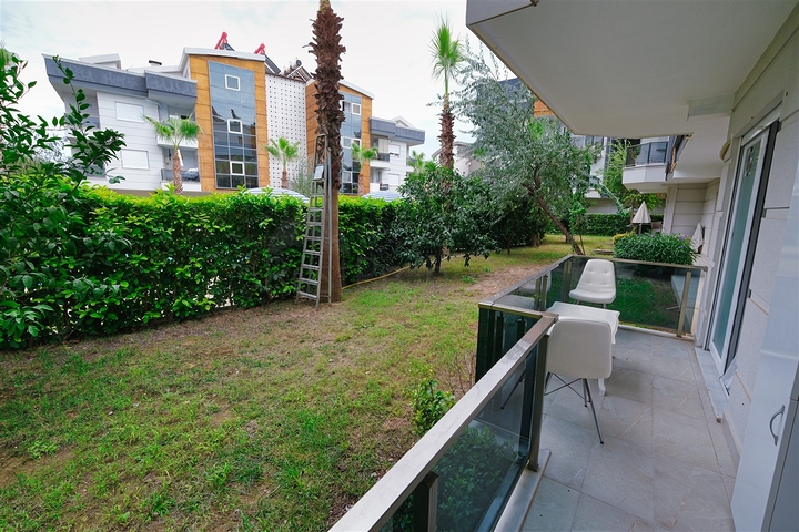 شقة 2 + 1 في حي إرمينيك أنطاليا 