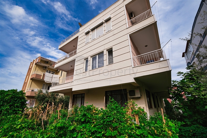 شقة 3 + 1 في منطقة كوشكافاجي السكنية - أنطاليا 