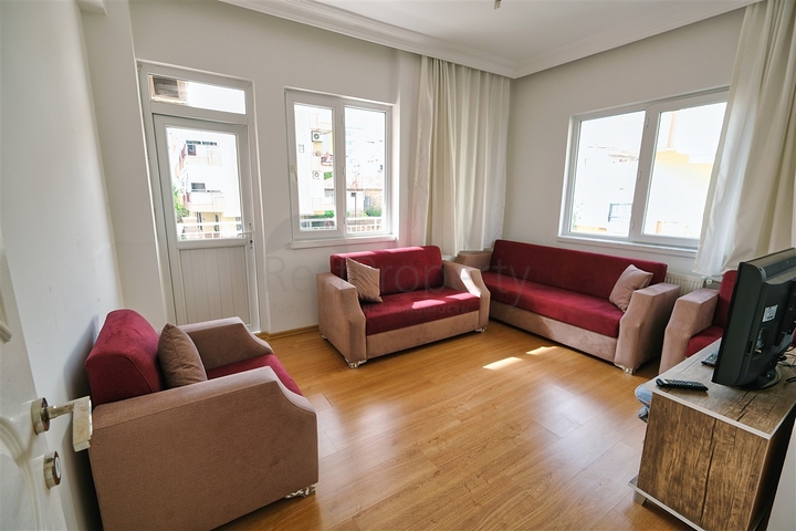 شقة 3 + 1 في منطقة كوشكافاجي السكنية - أنطاليا 