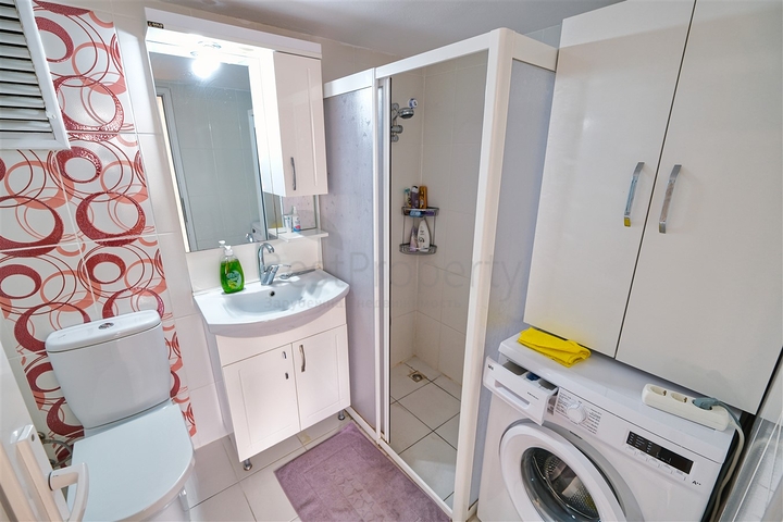 شقة 3 + 1 في منطقة كوشكافاجي السكنية - أنطاليا 