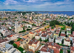 شقة 3 + 1 في منطقة كوشكافاجي السكنية - أنطاليا 