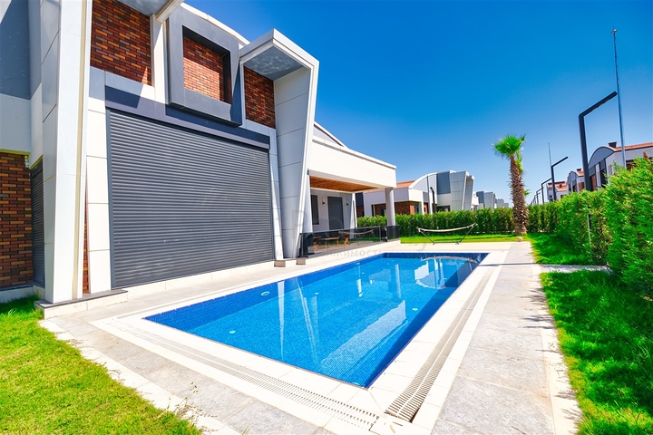 فلل من الدرجة الممتازة في منطقة دوشيميالتي-أنطاليا 