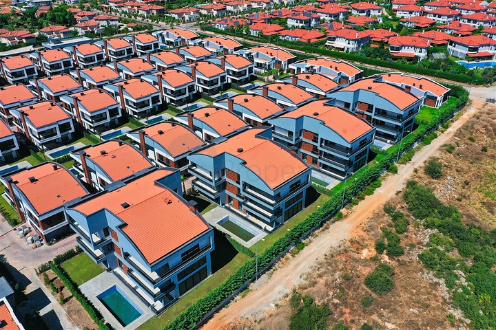 فلل من الدرجة الممتازة في منطقة دوشيميالتي-أنطاليا 