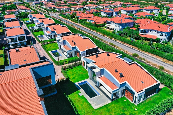 فلل من الدرجة الممتازة في منطقة دوشيميالتي-أنطاليا 