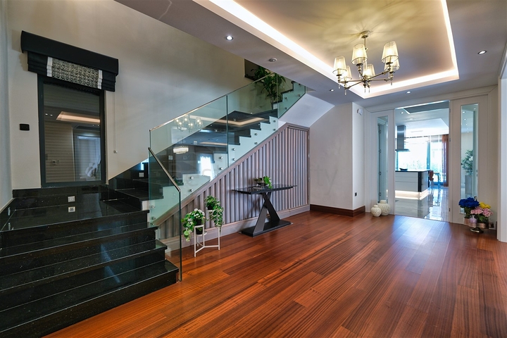 فيلات الدرجة الممتازة في دوشيميالتي أنطاليا 