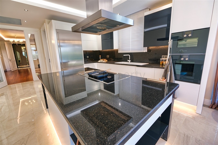 فيلات الدرجة الممتازة في دوشيميالتي أنطاليا 