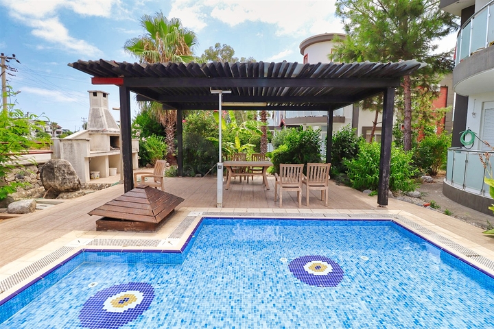 شقة دوبلكس 3 + 2 في كيمير-منطقة أنطاليا 