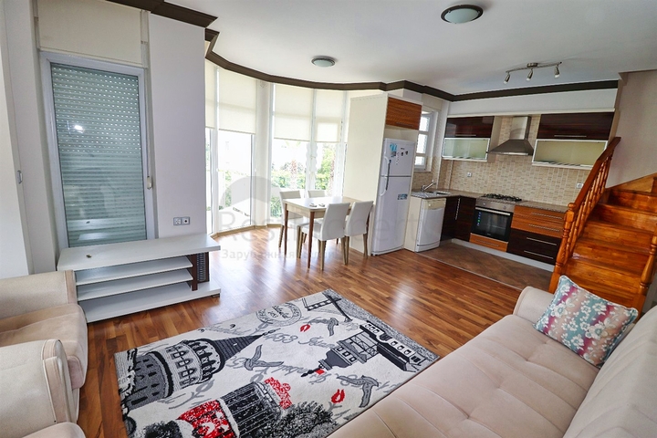 شقة دوبلكس 3 + 2 في كيمير-منطقة أنطاليا 