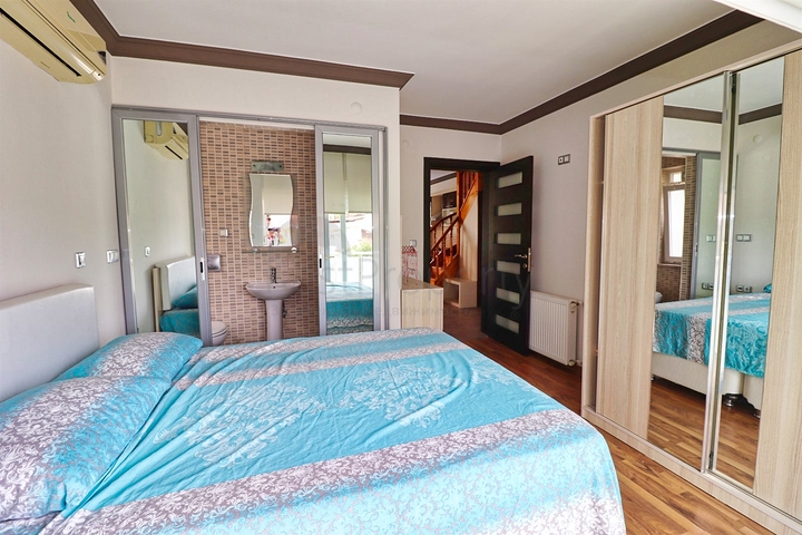 شقة دوبلكس 3 + 2 في كيمير-منطقة أنطاليا 