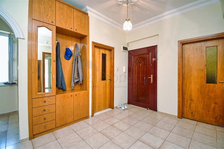 شقة 3 + 1 في حي فنر أنطاليا 