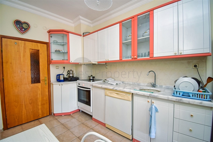 شقة 3 + 1 في حي فنر أنطاليا 