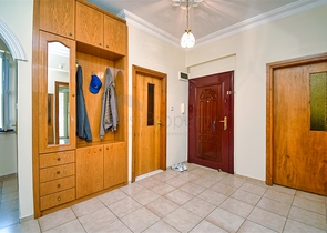 شقة 3 + 1 في حي فنر أنطاليا 