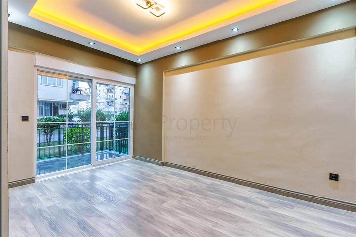 شقة 3 + 1 في حي سيتيلر أنطاليا 