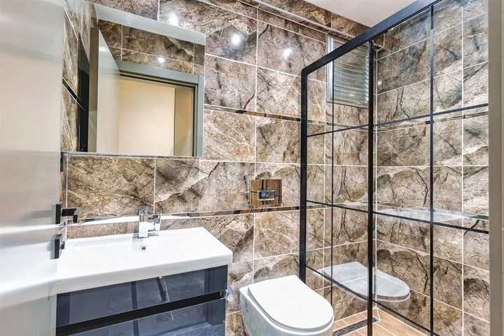 شقة 3 + 1 في حي سيتيلر أنطاليا 